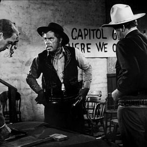 Fotoğraf Kahramanın Sonu