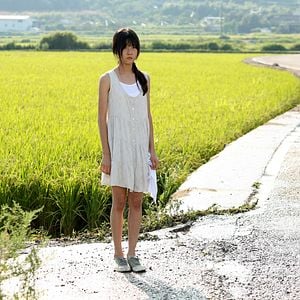 Fotoğraf A Girl at My Door