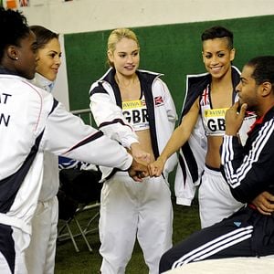 Fotoğraf Fast Girls