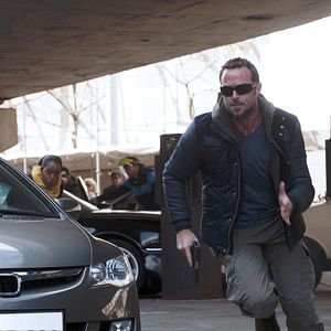 Fotoğraf Sullivan Stapleton