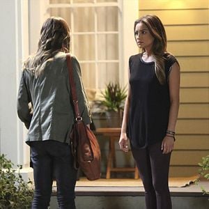 Fotoğraf Shay Mitchell