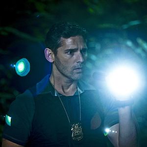 Fotoğraf Bizi Kötüden Koru