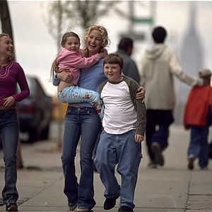 Fotoğraf Raising Helen