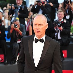 Fotoğraf Birdman veya Cahilliğin Umulmayan Erdemi