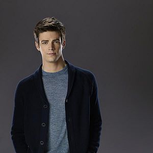 Fotoğraf Grant Gustin