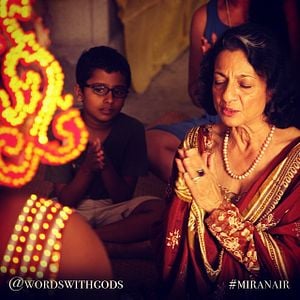 Fotoğraf Tanrılarla Konuşmalar