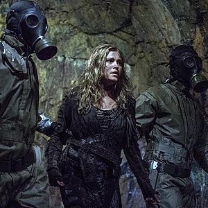 Fotoğraf Eliza Taylor