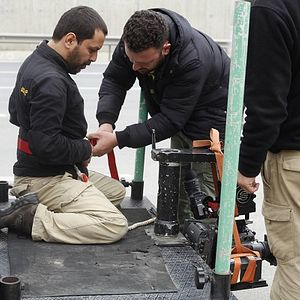 Fotoğraf Asfalt Çiçekleri