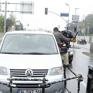 Fotoğraf Asfalt Çiçekleri