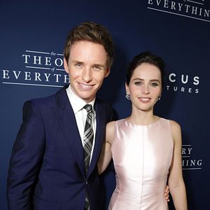 Fotoğraf Her Şeyin Teorisi