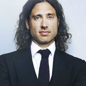 Fotoğraf Brad Falchuk