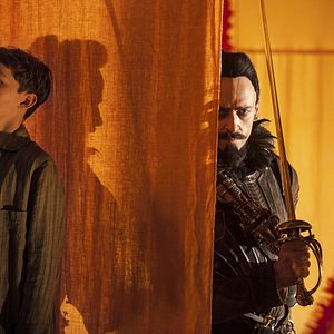 Fotoğraf Levi Miller (II)