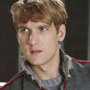 Fotoğraf Scott Michael Foster