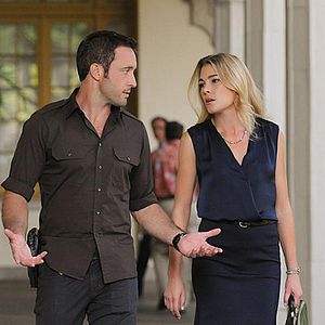 Fotoğraf Alex O'Loughlin