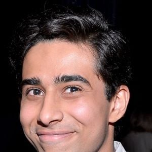 Fotoğraf Suraj Sharma
