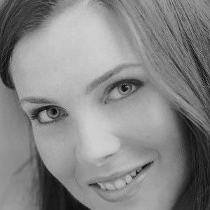 Fotoğraf June Diane Raphael