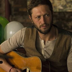 Fotoğraf Ebon Moss-Bachrach