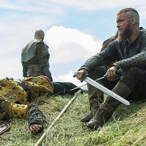 Fotoğraf Travis Fimmel