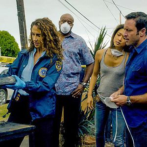 Fotoğraf Alex O'Loughlin