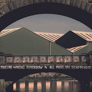 Fotoğraf Pulp: Hayat, Ölüm ve Süpermarketler Üzerine Bir Film