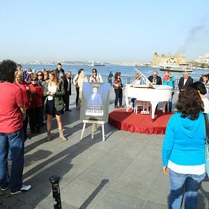 Fotoğraf Bana Adını Sor