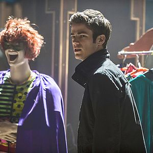 Fotoğraf Grant Gustin