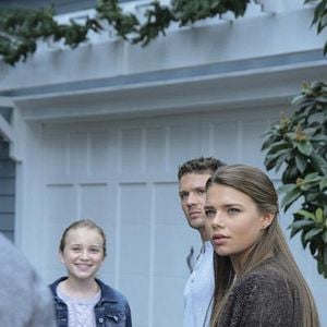 Fotoğraf Indiana Evans