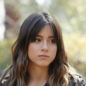 Fotoğraf Chloe Bennet
