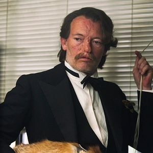 Fotoğraf Men and Chicken