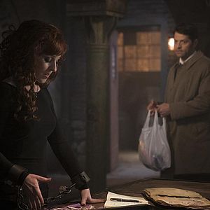 Fotoğraf Ruth Connell