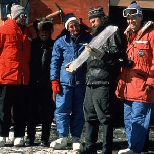 Fotoğraf Buz ve Gökyüzü