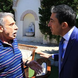 Fotoğraf Paramparça