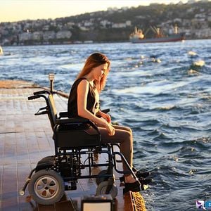 Fotoğraf Paramparça