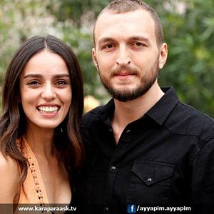 Fotoğraf Kara Para Aşk