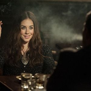 Fotoğraf Public Morals