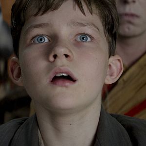 Fotoğraf Levi Miller (II)