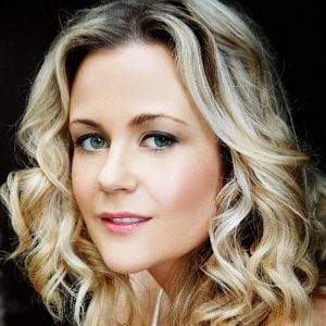 Fotoğraf Rachael Carpani