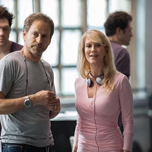 Fotoğraf Flesh and Bone