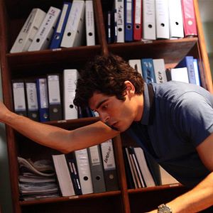 Fotoğraf Tatlı Küçük Yalancılar