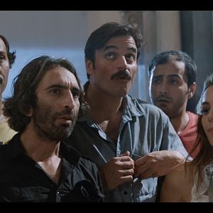 Fotoğraf Geniş Aile: Yapıştır!