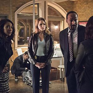 Fotoğraf Shantel VanSanten