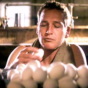 Fotoğraf Parmaklıklar Arasında