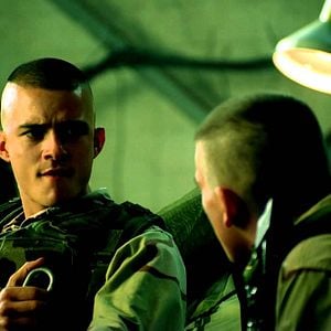 Fotoğraf Kara Şahin Düştü