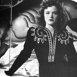 Fotoğraf Cat People