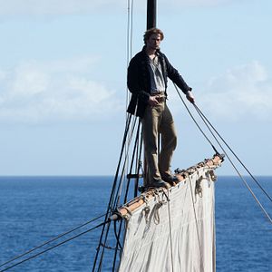 Fotoğraf Denizin Ortasında