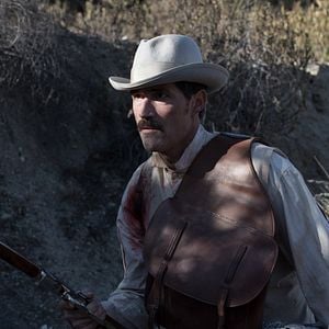 Fotoğraf Bone Tomahawk