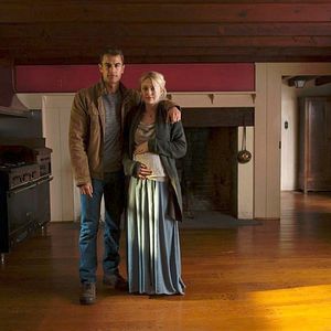 Fotoğraf Theo James