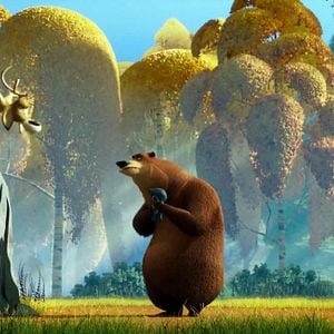 Fotoğraf Çılgın Dostlar 4: Korkak Kahraman