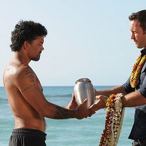 Fotoğraf Alex O'Loughlin