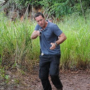 Fotoğraf Alex O'Loughlin